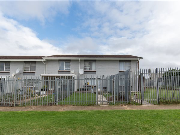 2 Bedroom Duplex 2 Bedroom Duplex