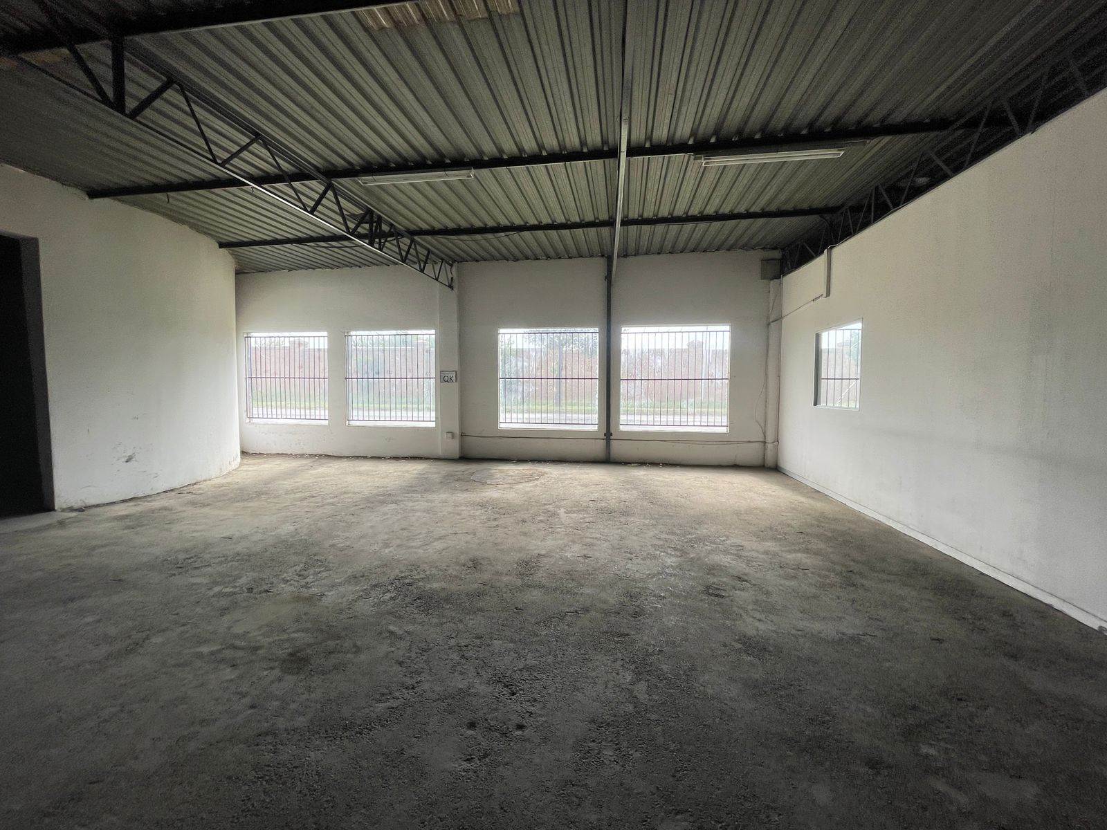 750  m² Commercial space in Beyers Park photo number 7