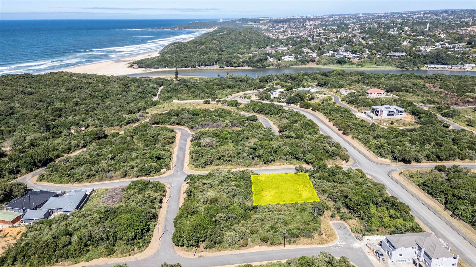 600 m² Land available in Beacon Bay photo number 5