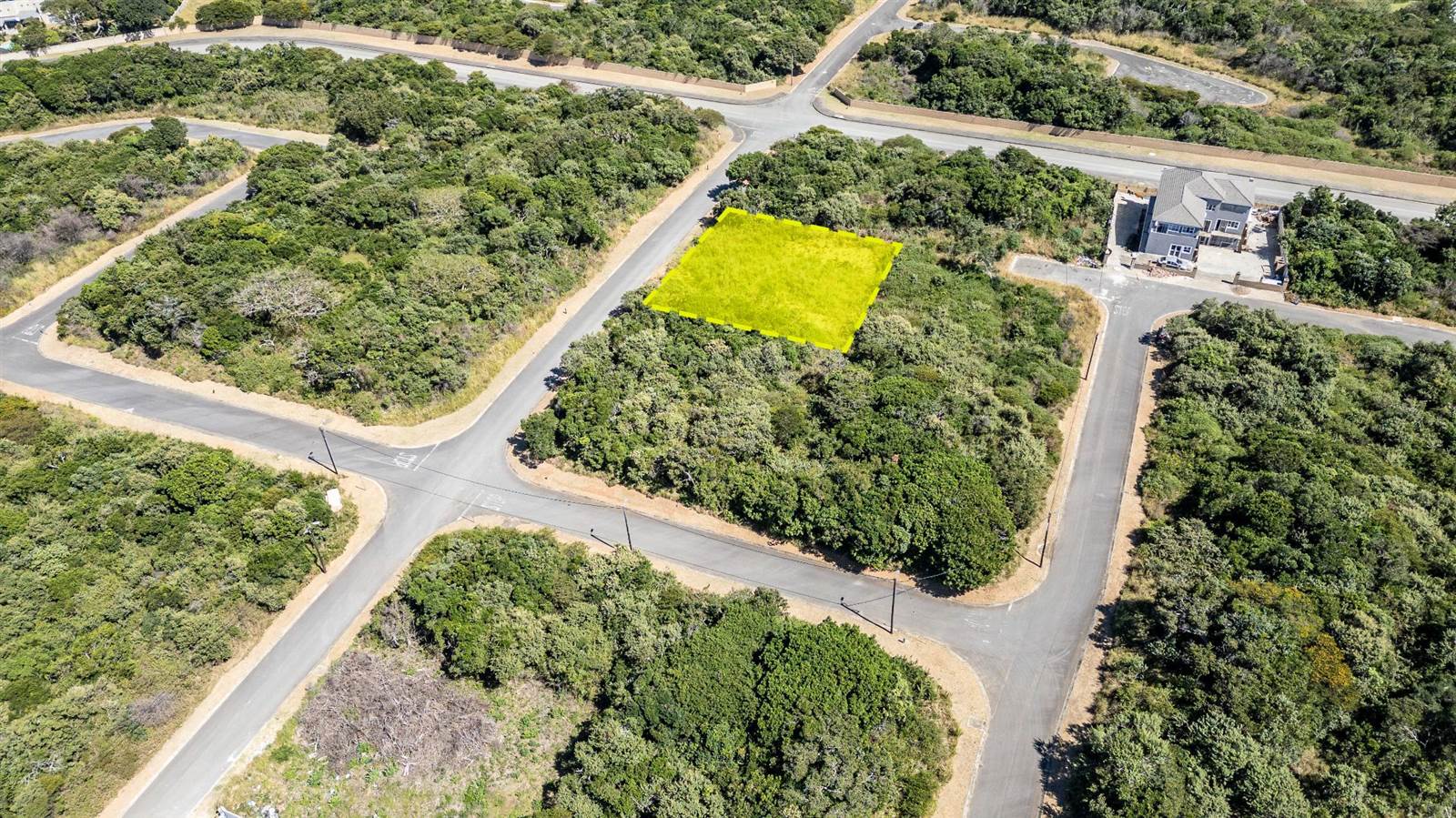 600 m² Land available in Beacon Bay photo number 7