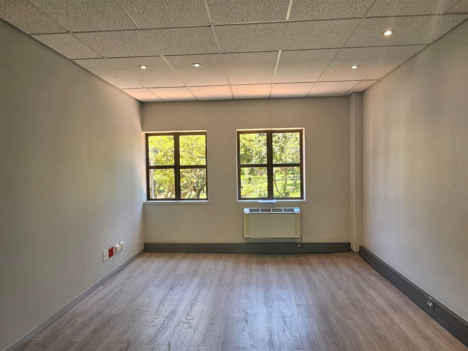 843  m² Commercial space in Woodmead photo number 3