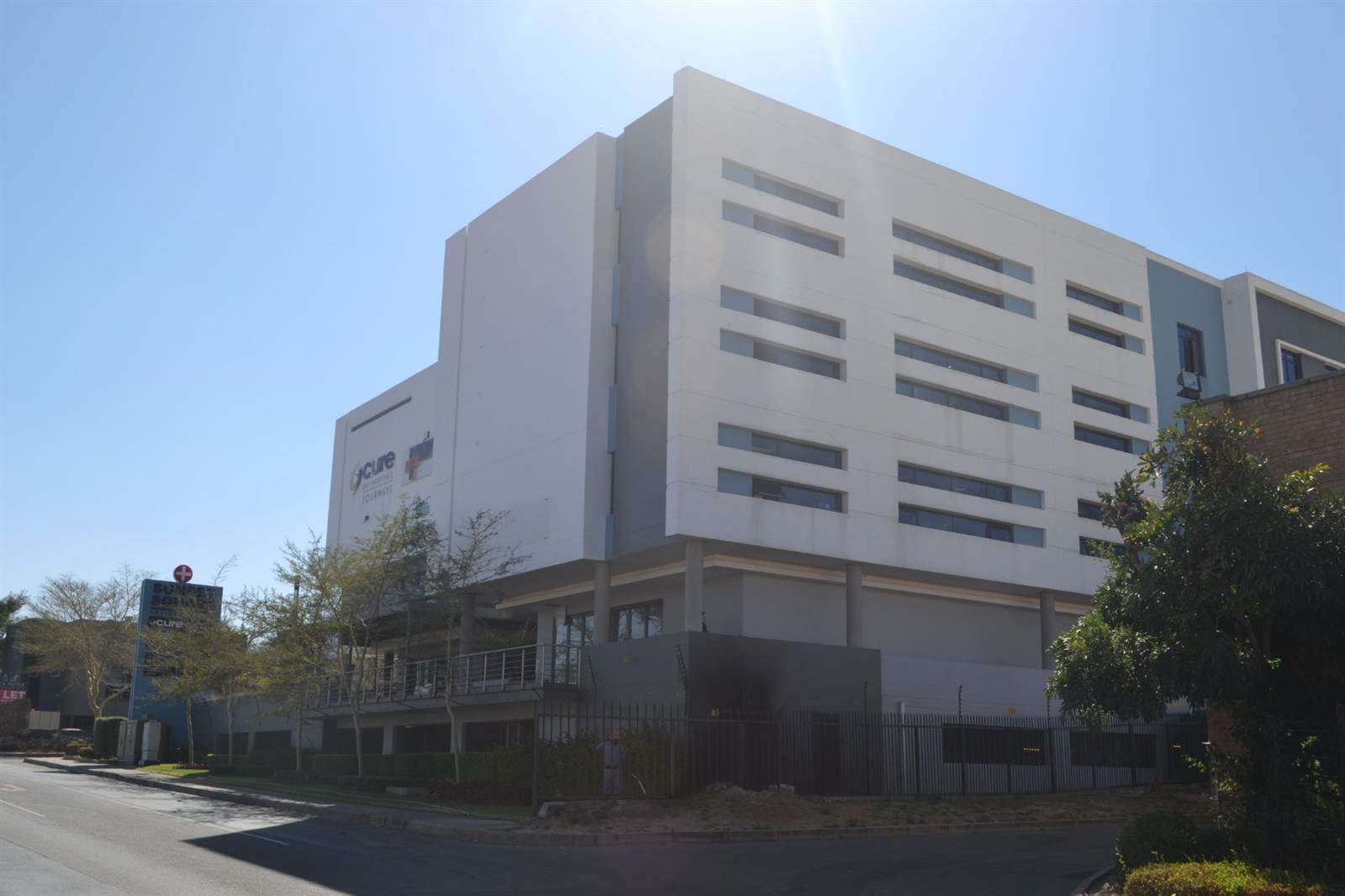 89  m² Commercial space in Fourways photo number 1