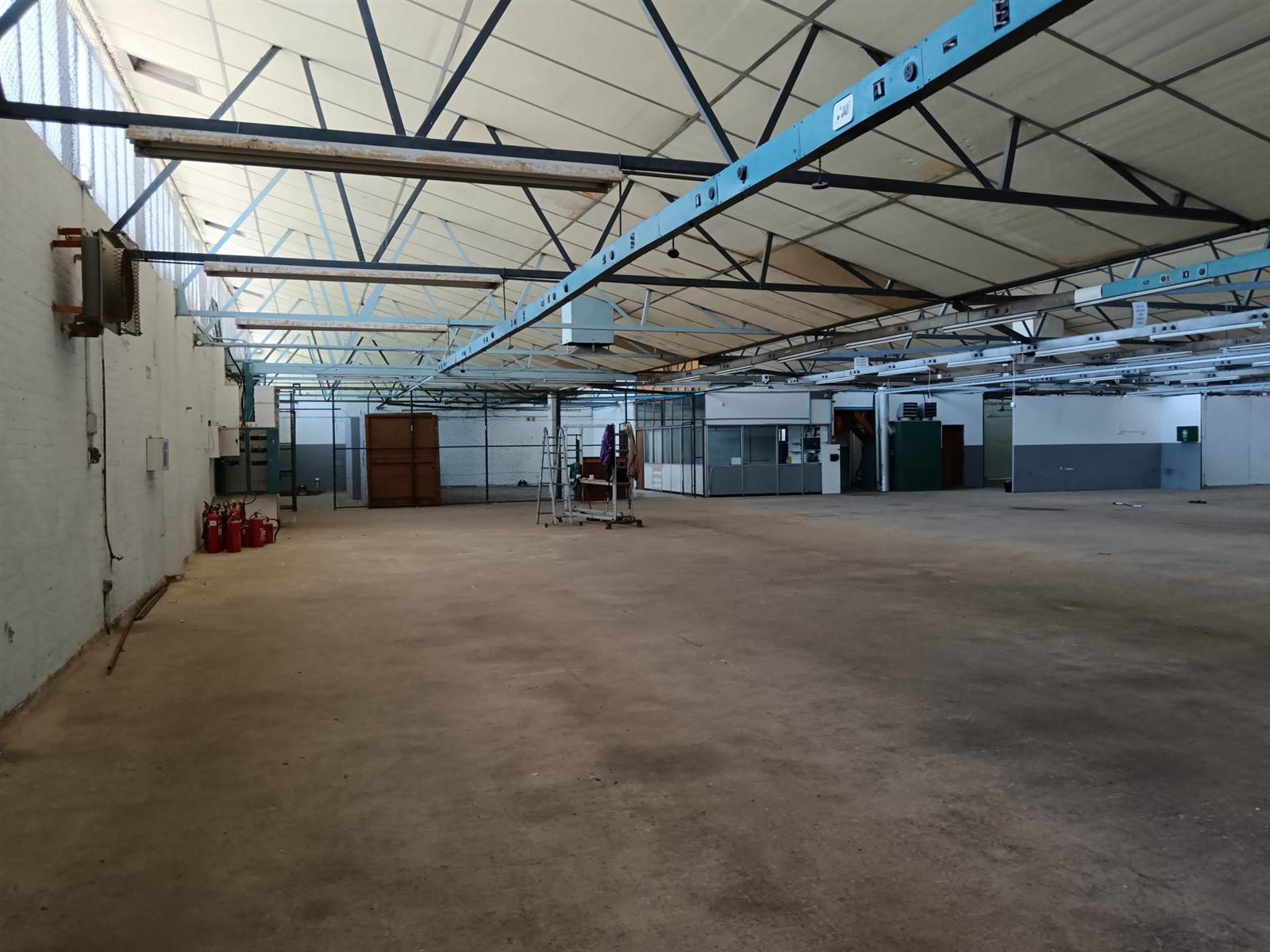 2000  m² Industrial space in Athlone photo number 14