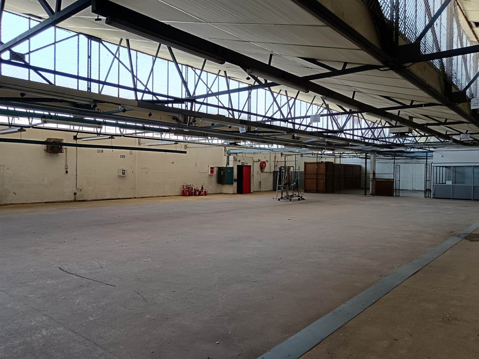 2000  m² Industrial space in Athlone photo number 8