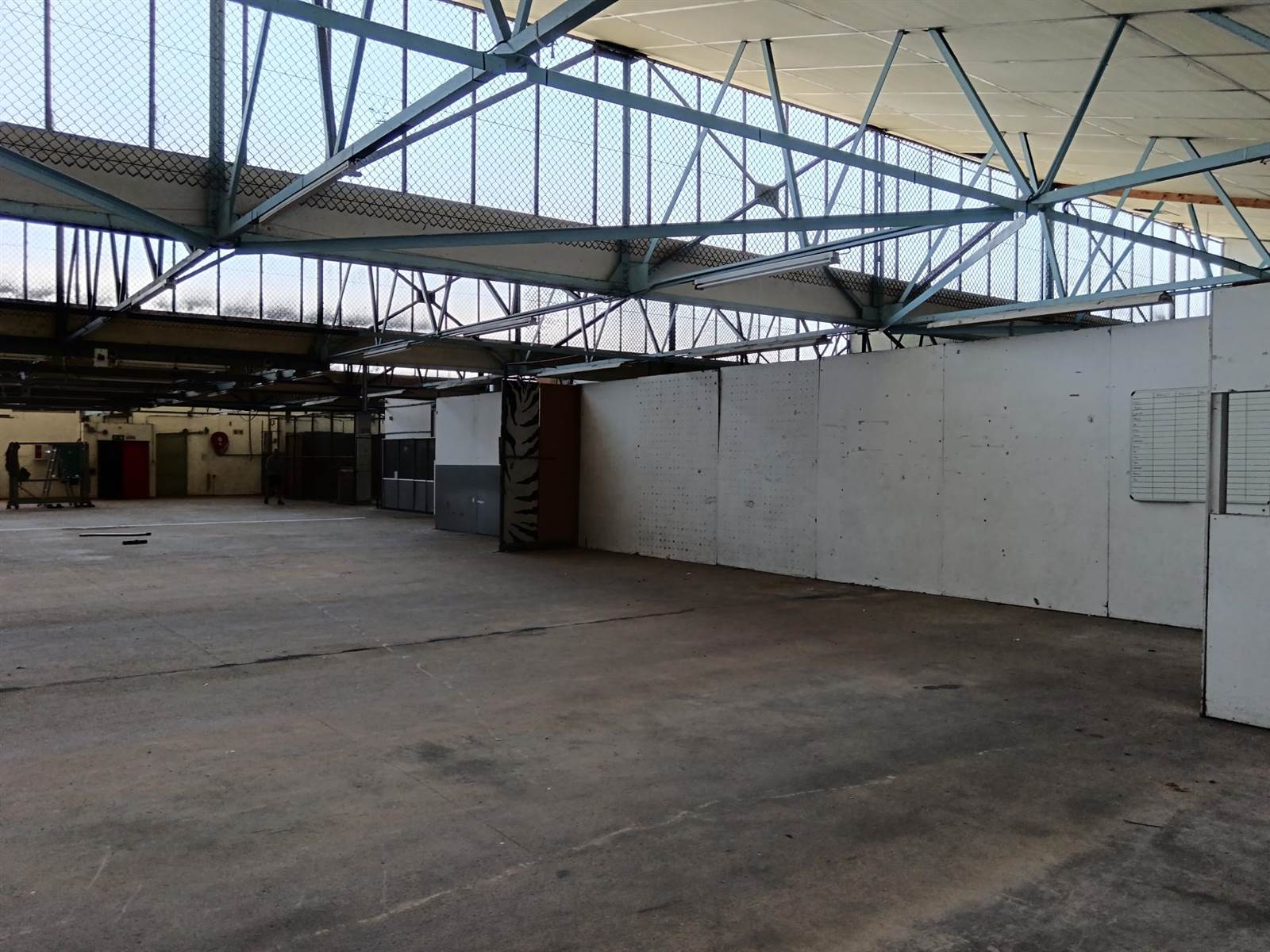 2000  m² Industrial space in Athlone photo number 13