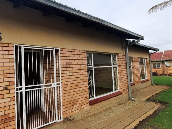 3 Bed Apartment in Lydenburg