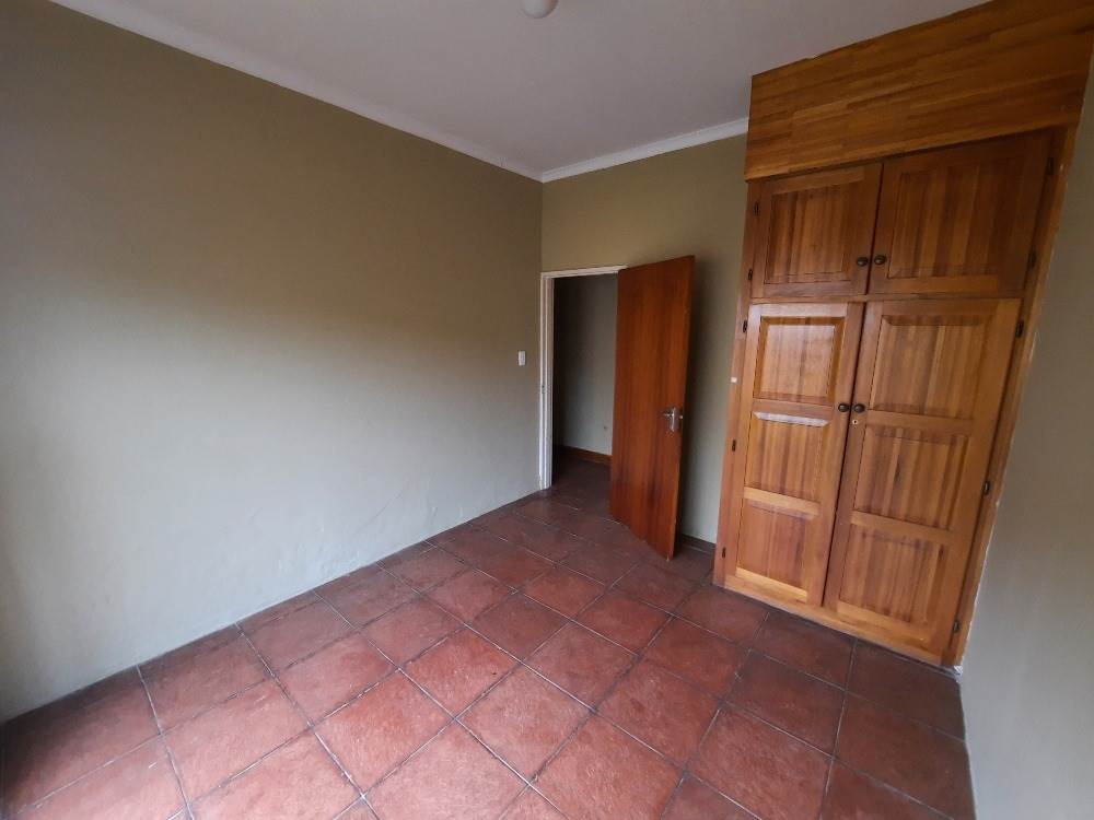 3 Bed Apartment in Lydenburg photo number 12