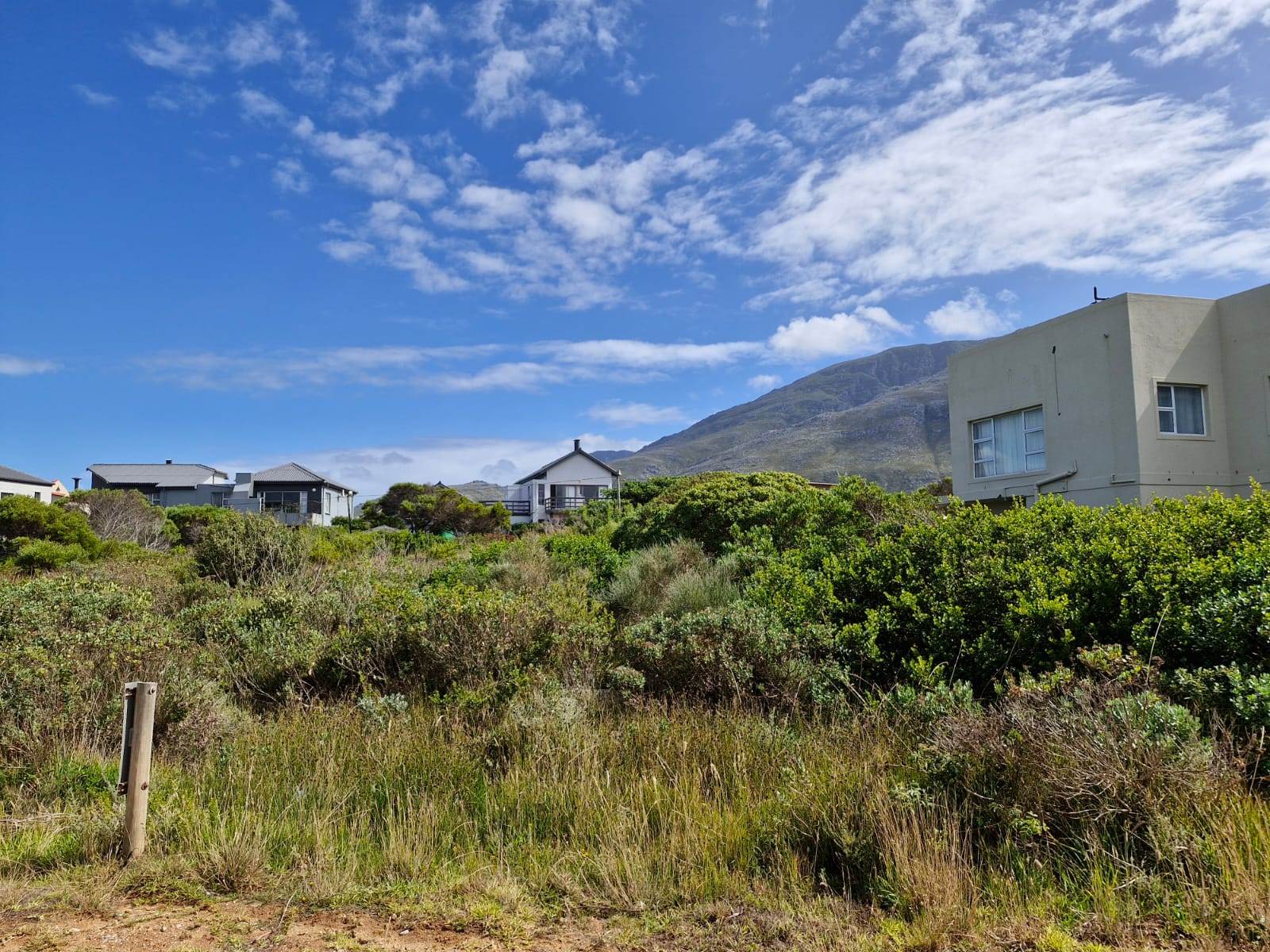 1060 m² Land available in Bettys Bay photo number 5