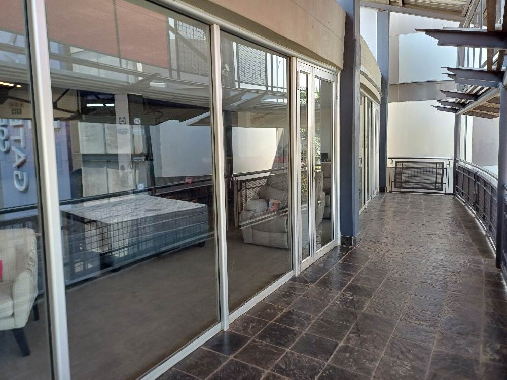1120  m² Commercial space in Rooihuiskraal photo number 19