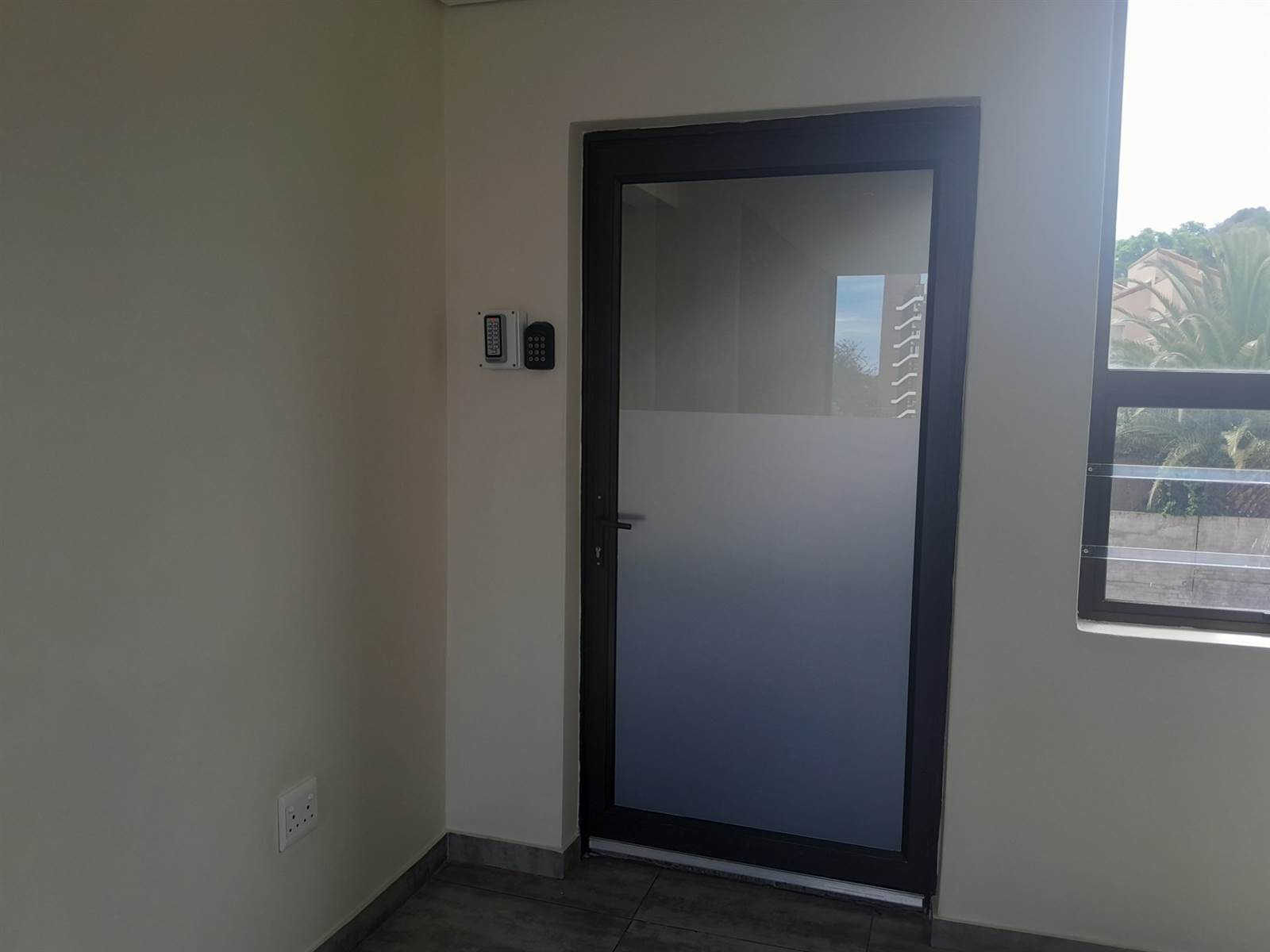 100  m² Office Space in Bloemfontein photo number 1