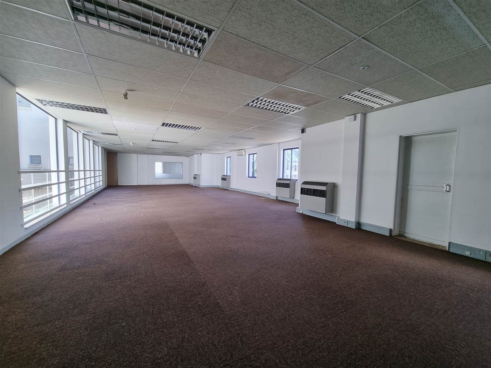 1000  m² Commercial space in Edenburg photo number 3