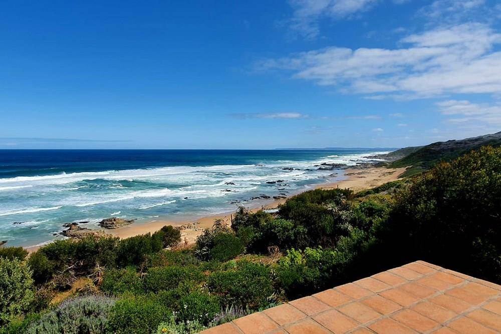 3 Bed House in Fynbosstrand photo number 12