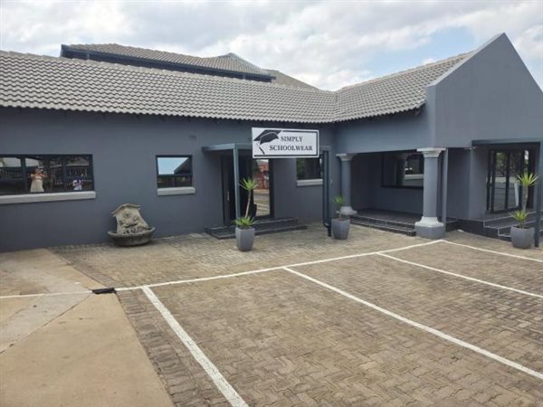 50 m² Commercial space 50 m² Commercial space
