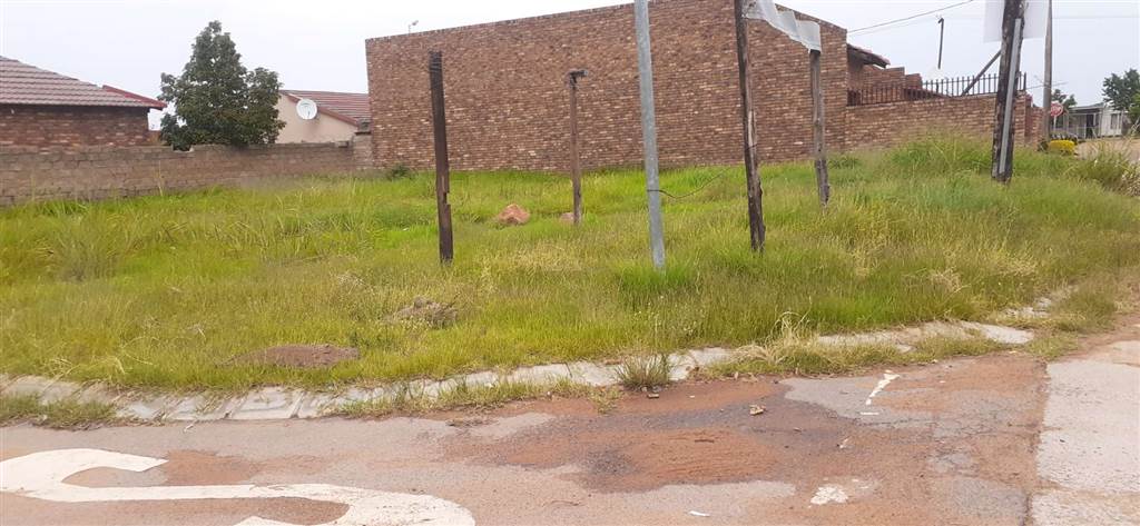 388 m² Land available in Soshanguve photo number 8