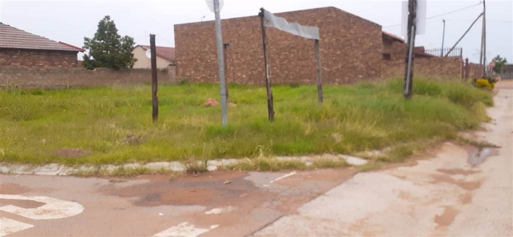 388 m² Land available in Soshanguve photo number 2
