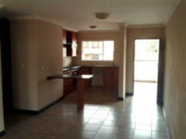 2 Bed Apartment in Magalieskruin photo number 30