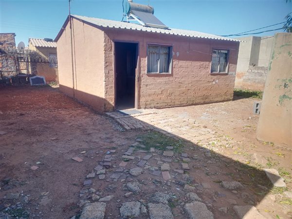 2 Bedroom House 2 Bedroom House
