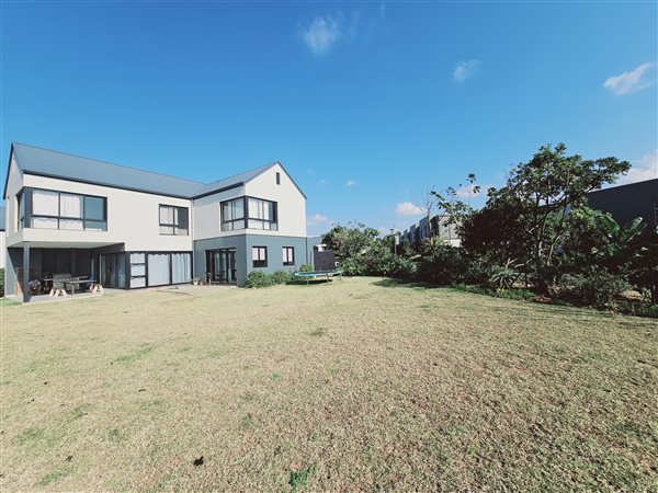4 Bedroom House 4 Bedroom House