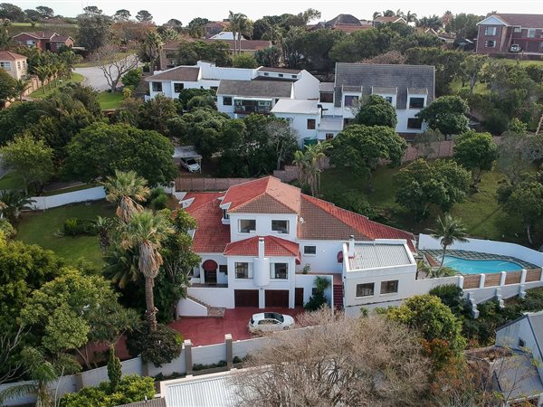 4 Bedroom House 4 Bedroom House