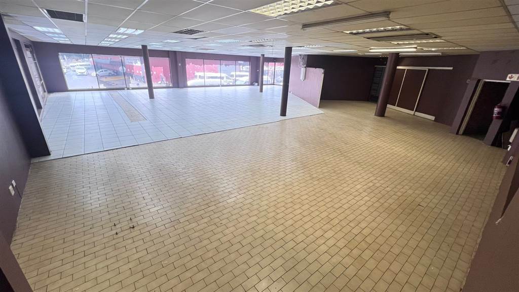 500  m² Commercial space in Roodepoort Central photo number 18