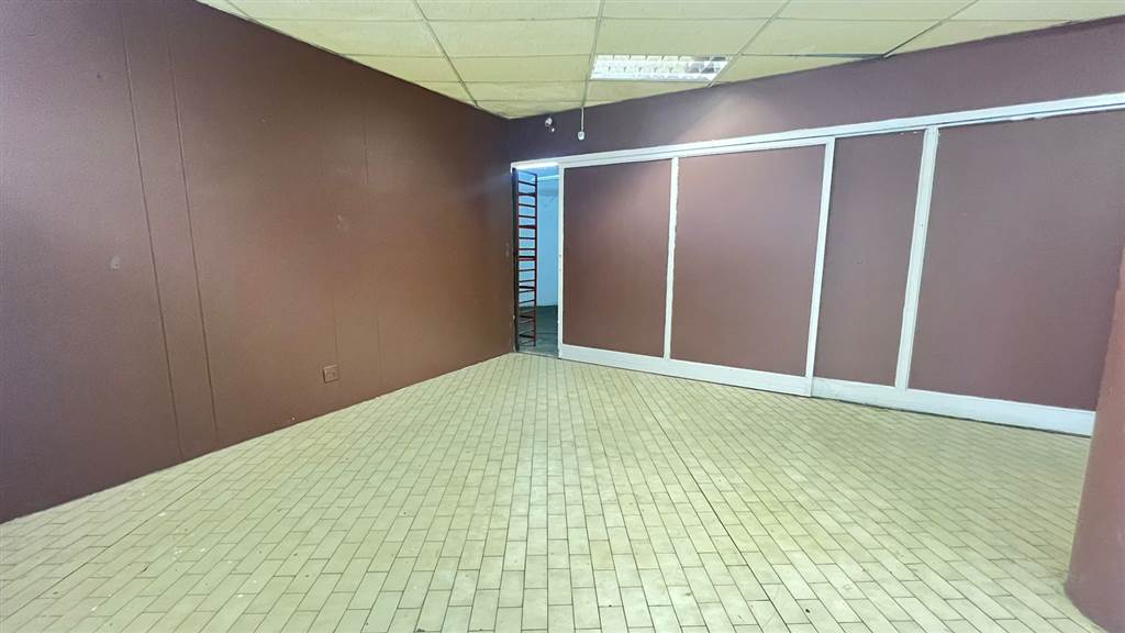 500  m² Commercial space in Roodepoort Central photo number 15