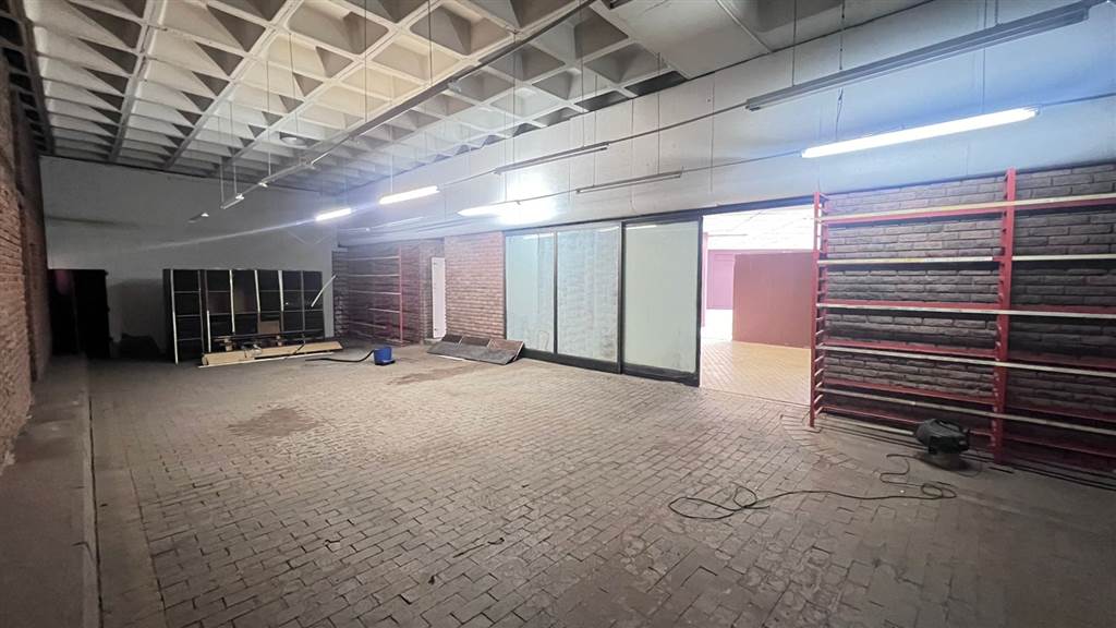500  m² Commercial space in Roodepoort Central photo number 19