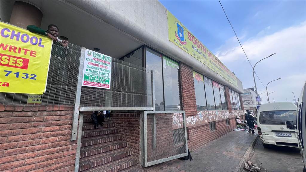 500  m² Commercial space in Roodepoort Central photo number 1