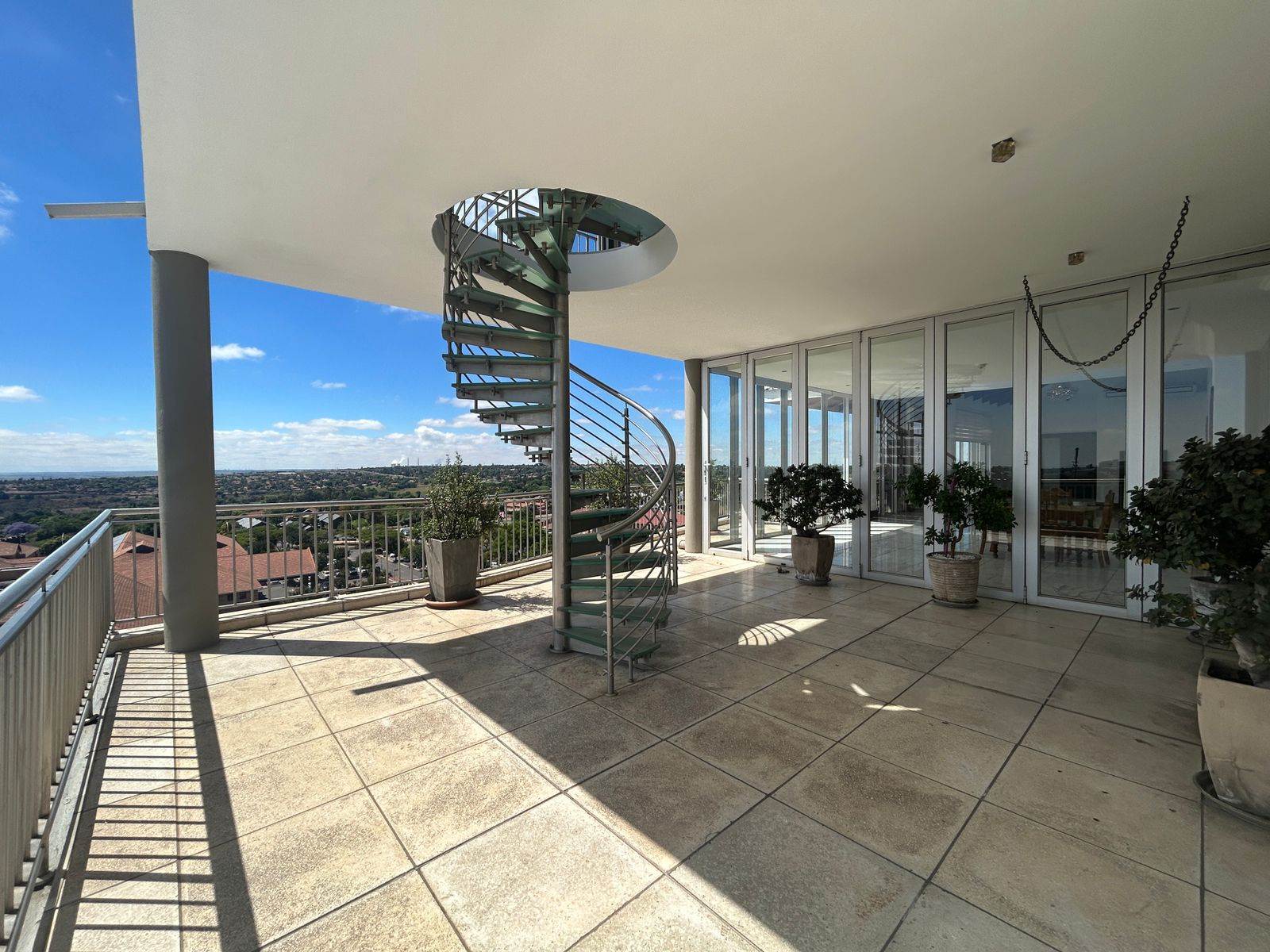 2 Bed Penthouse in Witbank Central photo number 20