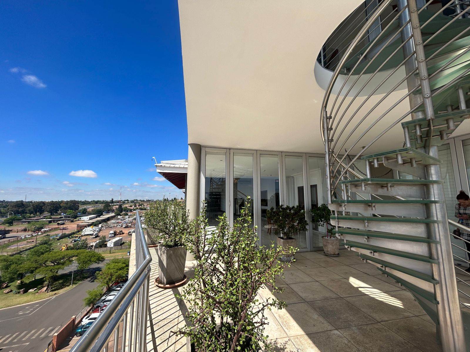 2 Bed Penthouse in Witbank Central photo number 19