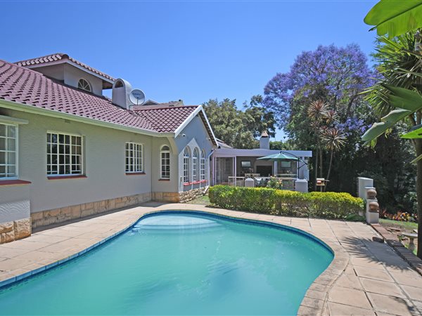 4 Bed House in Quellerina