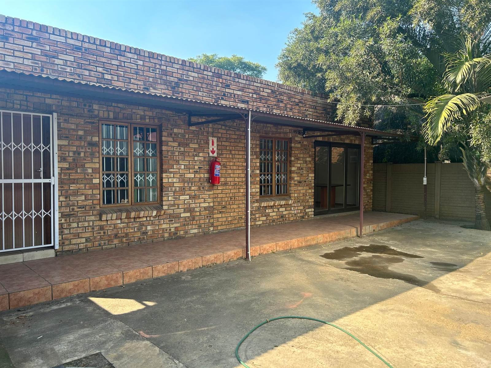 350  m² Office Space in Rustenburg Central photo number 18