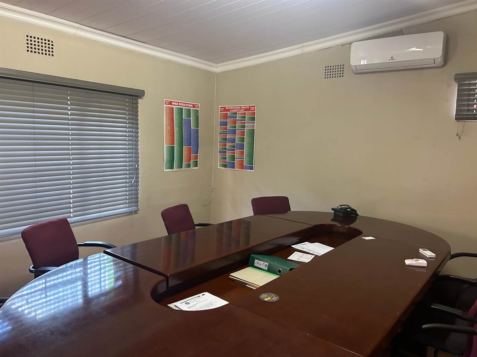 350  m² Office Space in Rustenburg Central photo number 15
