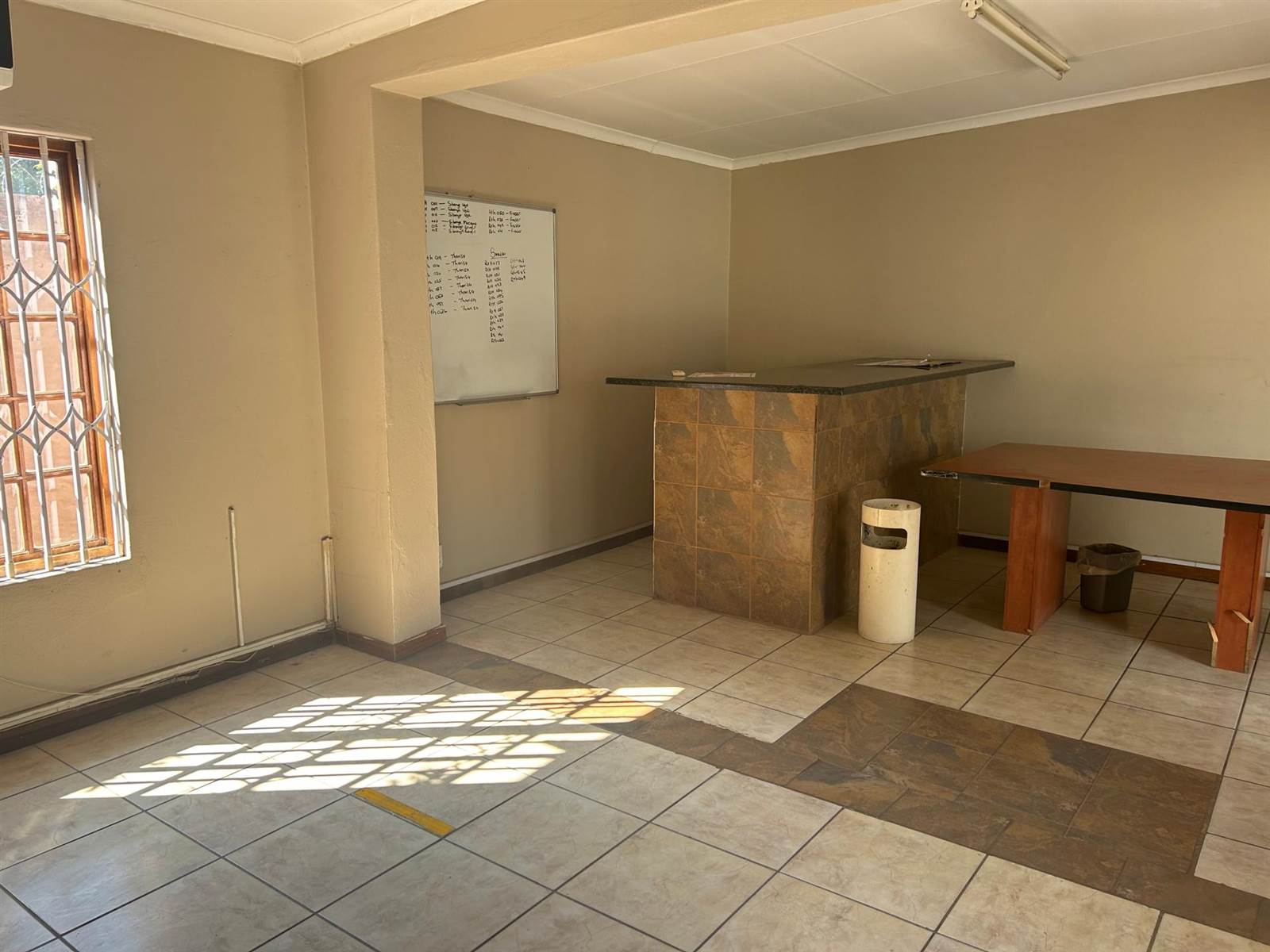 350  m² Office Space in Rustenburg Central photo number 5