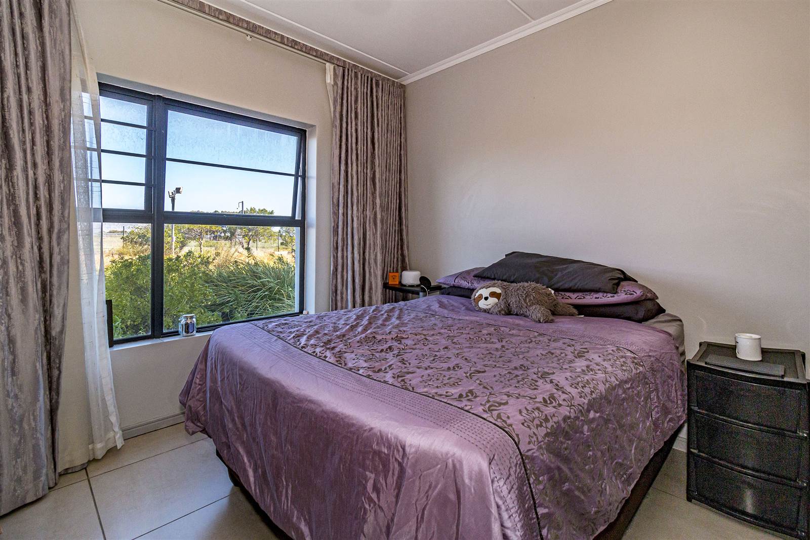 3 Bed Apartment in Somerset West Central photo number 10