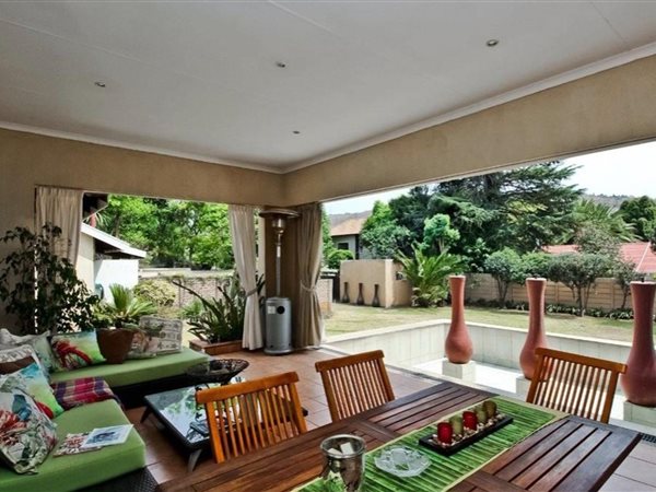 8 Bed House in Morninghill