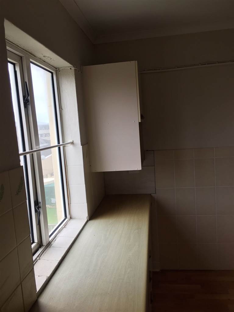 3 Bed Flat in Quigney photo number 6