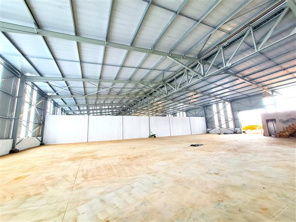 1000  m² Industrial space