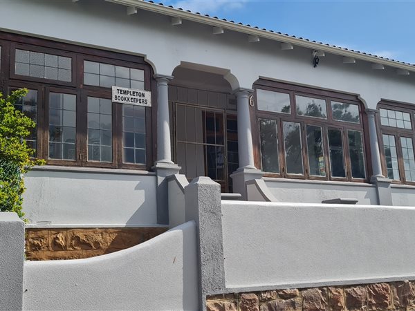 4 Bed House in Mossel Bay Central