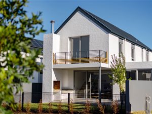 Townhouse in Whale Rock
