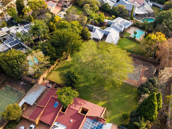 1 800 m² Land 1 800 m² Land