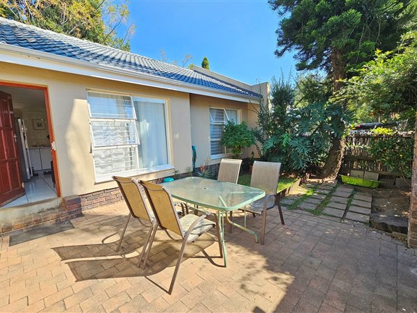 2 Bedroom Townhouse 2 Bedroom Townhouse