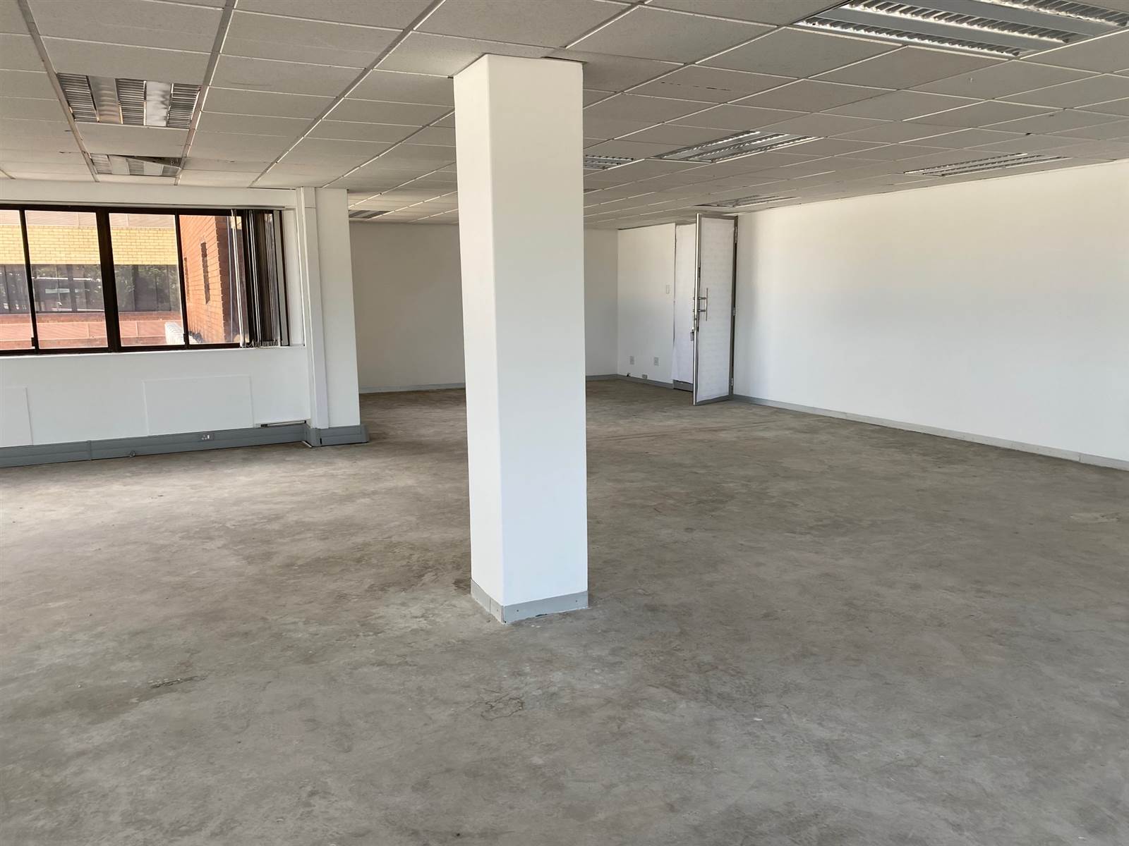 285  m² Commercial space in Westville photo number 4