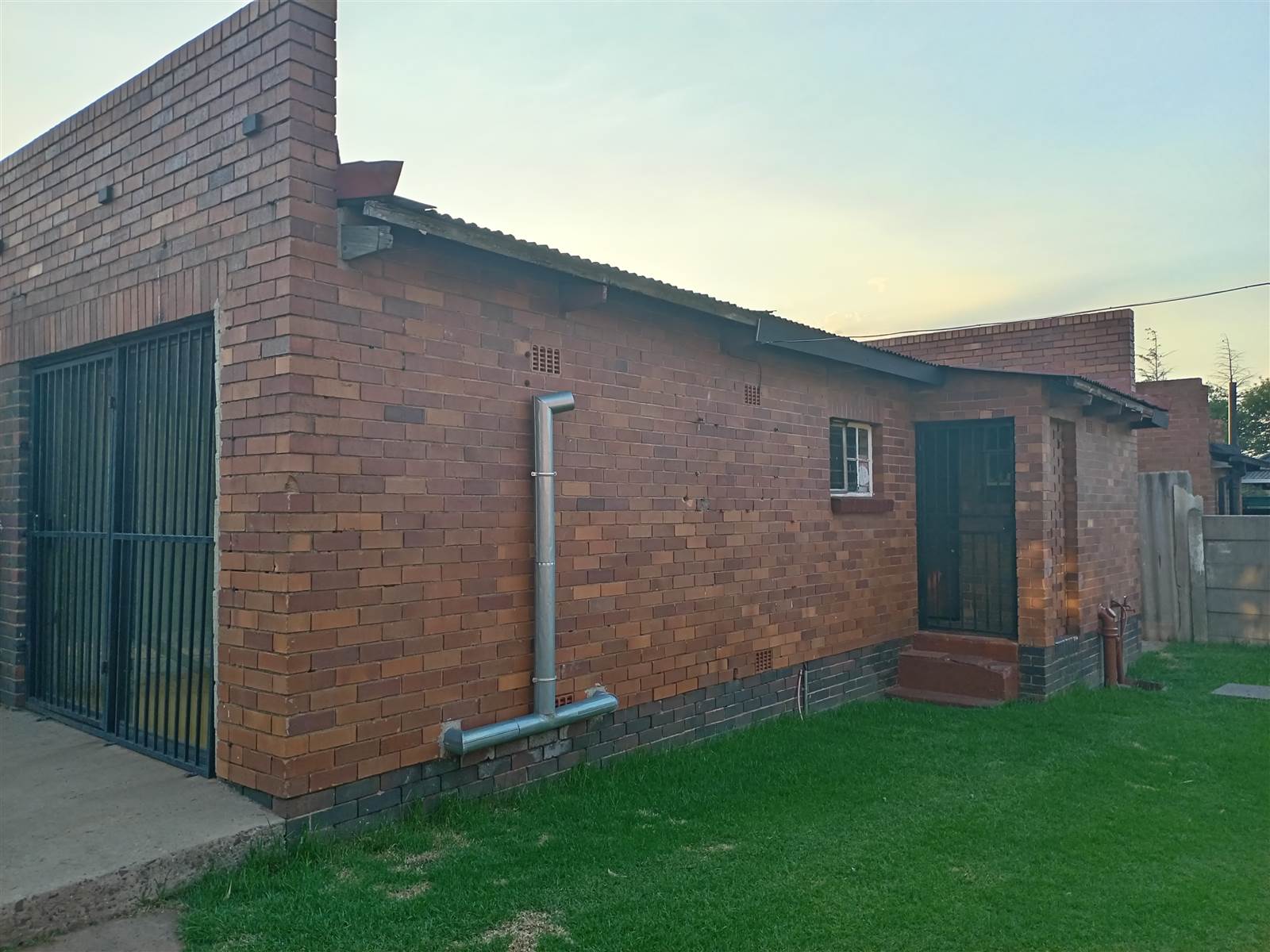 4 Bed House in Middelburg Central photo number 14