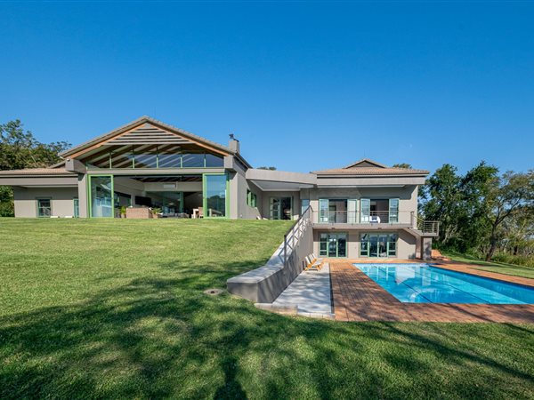 4 Bedroom House 4 Bedroom House