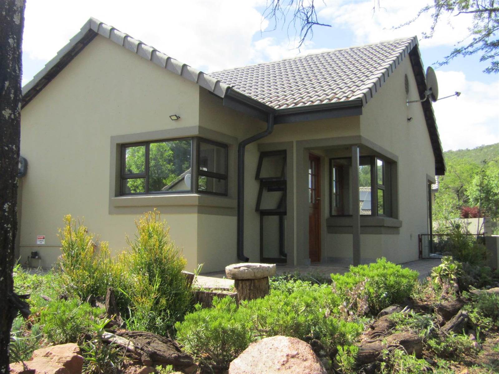 2 Bed House in Mookgophong (Naboomspruit) photo number 3
