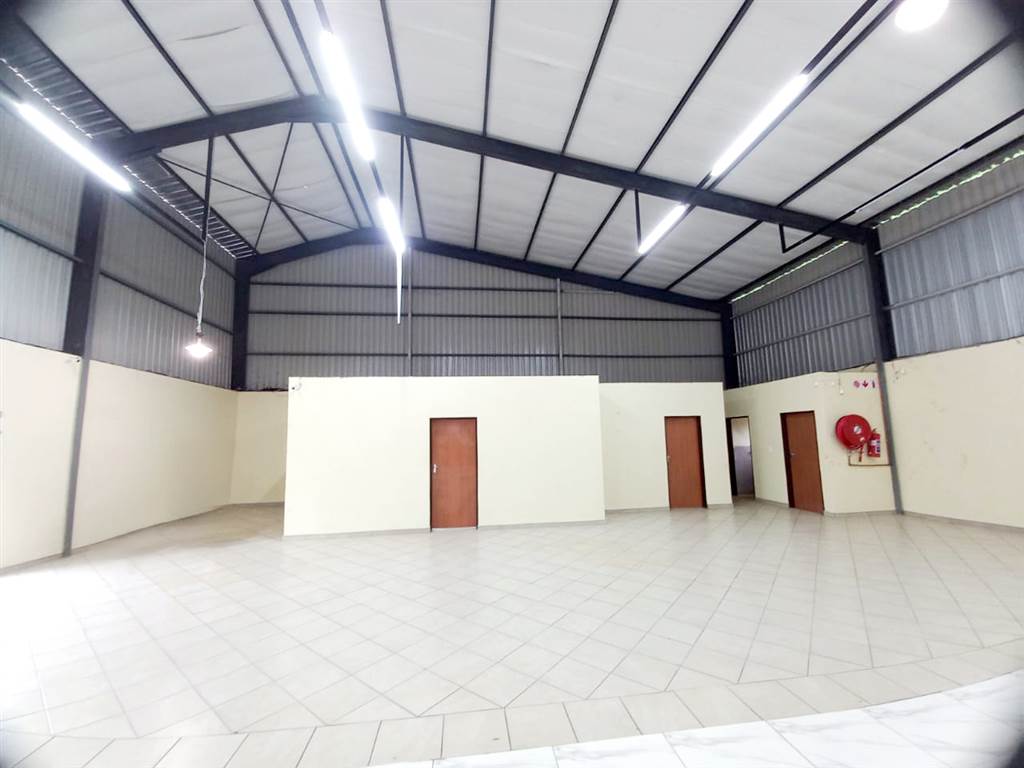 600  m² Commercial space in Thohoyandou photo number 5