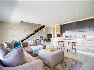 3 Bed Simplex in Silver Lakes