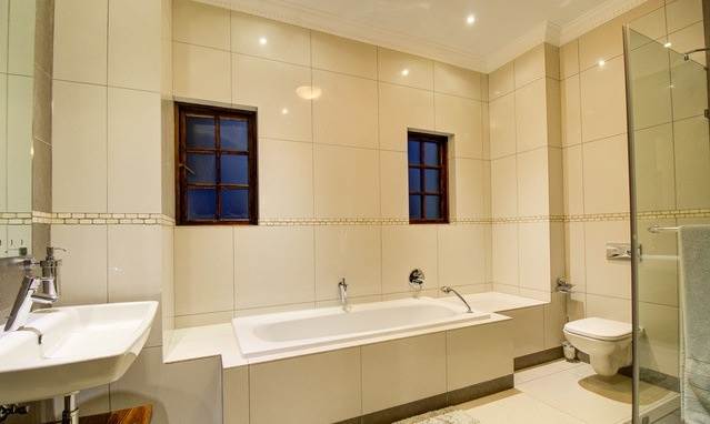 5 Bed House in Mooikloof Equestrian Estate photo number 26
