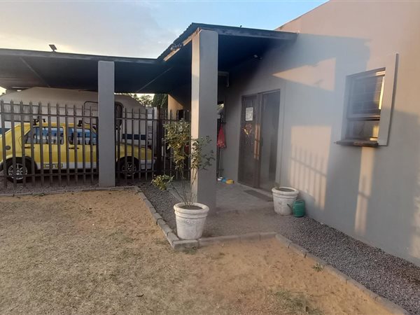 2 Bedroom House 2 Bedroom House