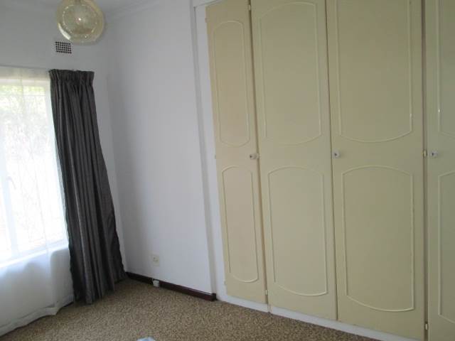 3 Bed Simplex in Howick photo number 25